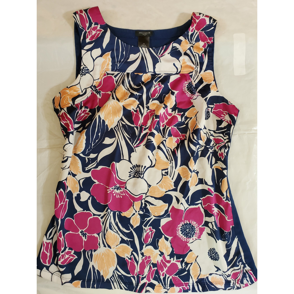 Ann Taylor XS floral tank